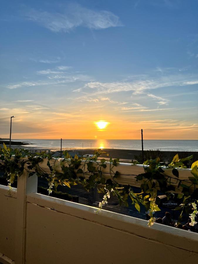 Apartmán A View Of The Bay- Panoramic Sea Views- Sleeps 4 Westgate-on-Sea Exteriér fotografie