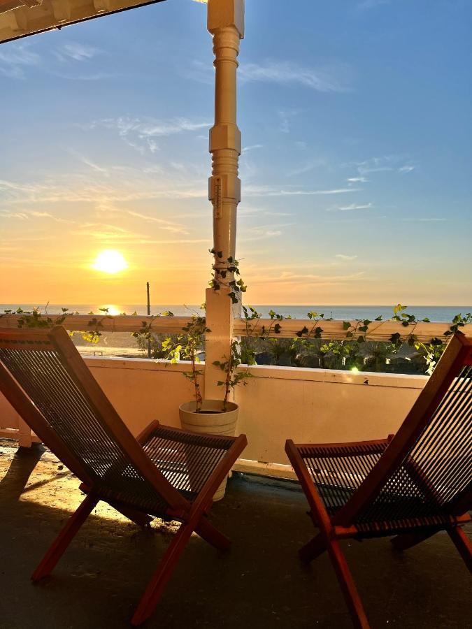 Apartmán A View Of The Bay- Panoramic Sea Views- Sleeps 4 Westgate-on-Sea Exteriér fotografie