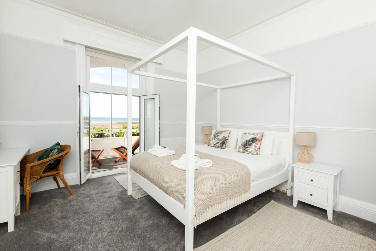 Apartmán A View Of The Bay- Panoramic Sea Views- Sleeps 4 Westgate-on-Sea Exteriér fotografie