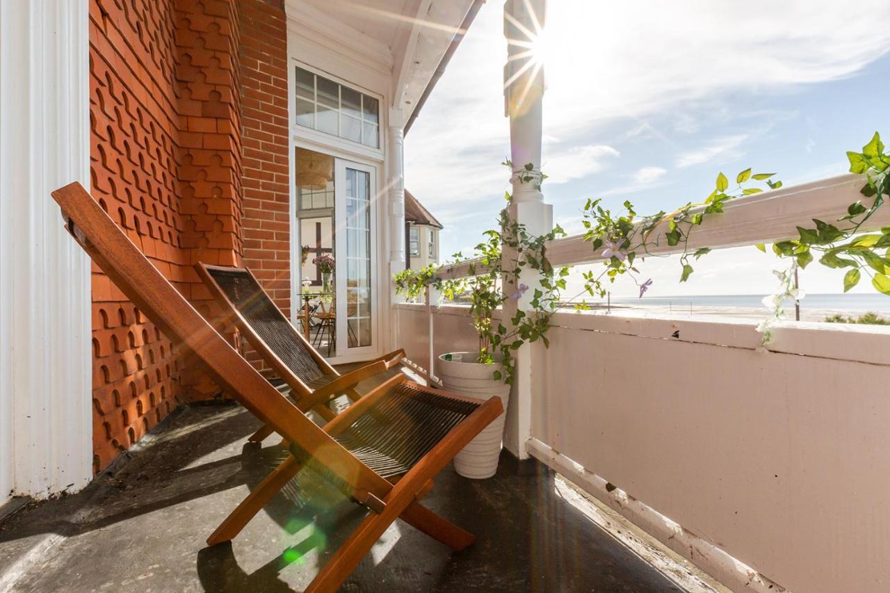 Apartmán A View Of The Bay- Panoramic Sea Views- Sleeps 4 Westgate-on-Sea Exteriér fotografie